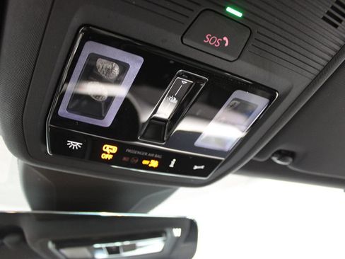 Used 2023 Volkswagen ID.4 Pro S AWD/4WD image 33