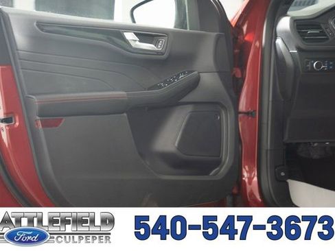 New 2026 Ford Escape ST-Line w/ Tech Pack #1 AWD/4WD image 38