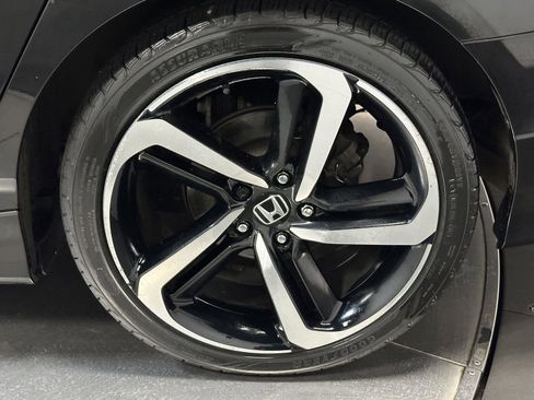 Used 2019 Honda Accord Sport image 19