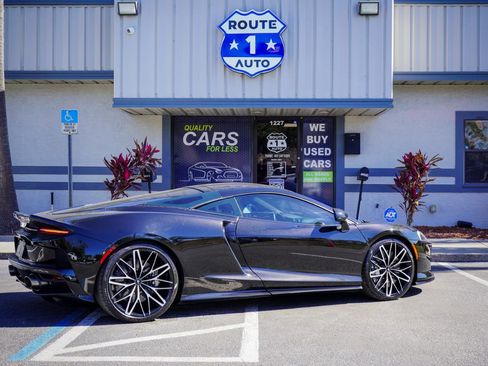 Used 2021 McLaren GT image 4