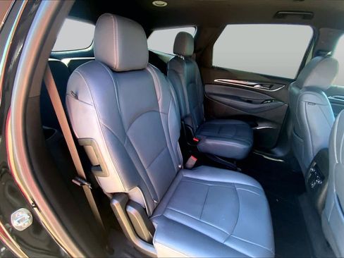 Certified 2023 Buick Enclave Essence AWD/4WD image 18