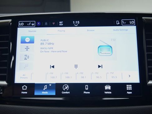 New 2026 Chrysler Voyager LX image 18
