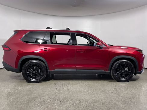 New 2026 Toyota Grand Highlander AWD Hybrid image 2