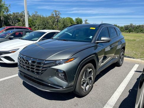 Certified 2024 Hyundai Tucson Limited AWD/4WD image 9