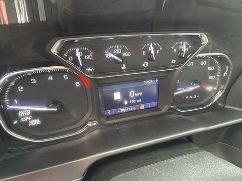 Used 2019 GMC Sierra 1500 AT4 w/ AT4 Premium Package image 10