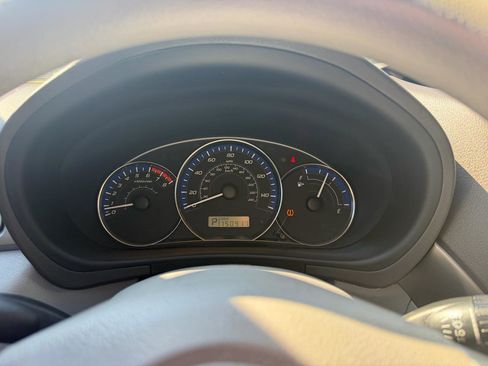 Used 2010 Subaru Forester 2.5X AWD/4WD image 11