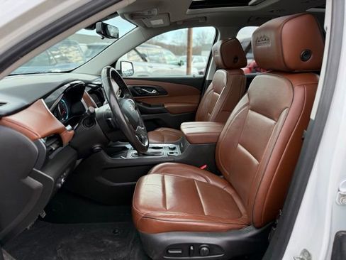 Used 2018 Chevrolet Traverse High Country image 39