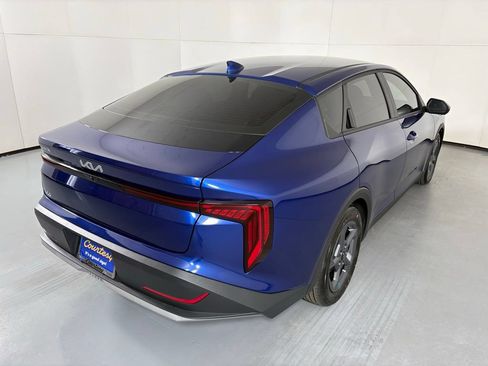 New 2026 Kia K4 FWD image 8