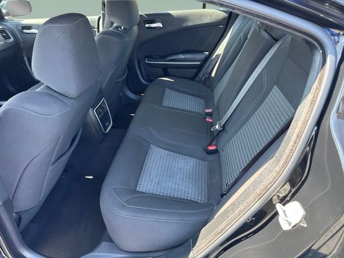 Used 2023 Dodge Charger SXT RWD image 11