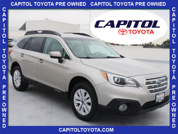 Used 2017 Subaru Outback 2.5i Premium AWD/4WD image 1