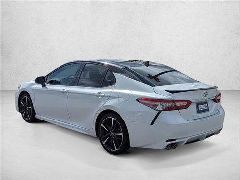 Used 2019 Toyota Camry XSE FWD image 7