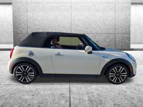 Used 2021 MINI Cooper S FWD image 4