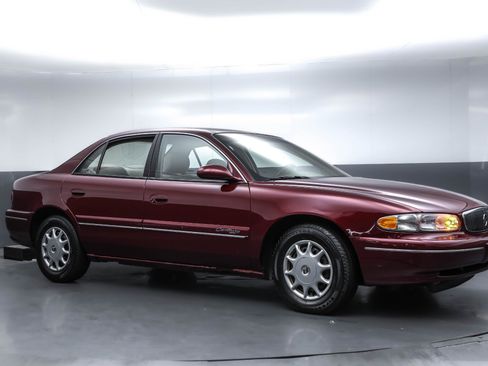 Used 2001 Buick Century Custom w/ Premium Pkg image 4