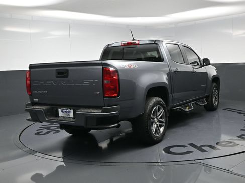 Used 2022 Chevrolet Colorado LT w/ LT Convenience Package AWD/4WD image 9