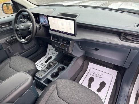 New 2025 Ford Maverick XLT w/ XLT Luxury Package image 16