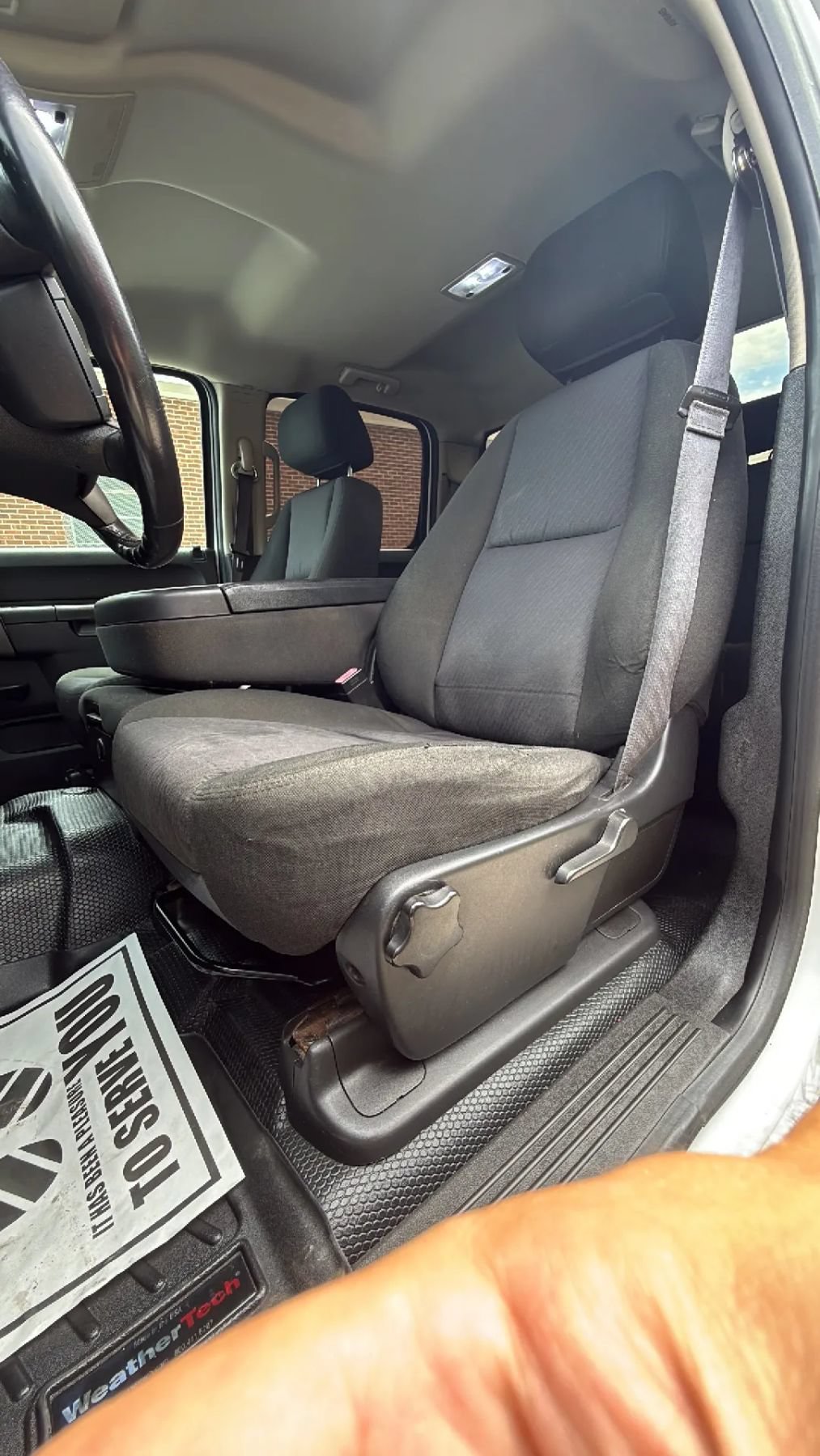 Used 2014 Chevrolet Silverado 2500 LT AWD/4WD image 26