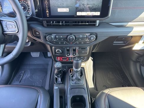 New 2026 Jeep Wrangler Rubicon AWD/4WD image 35
