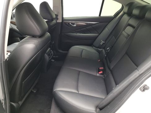 Used 2019 INFINITI Q50 Luxe w/ Essential Package (3.0T Luxe) image 18