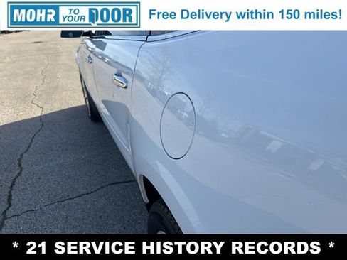 Used 2016 Chevrolet Traverse LT w/ Style and Technology Package image 10