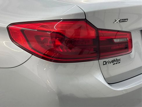 Used 2019 BMW 530i xDrive w/ Convenience Package image 35
