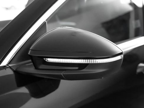 New 2025 Audi Q5 Premium Plus image 24