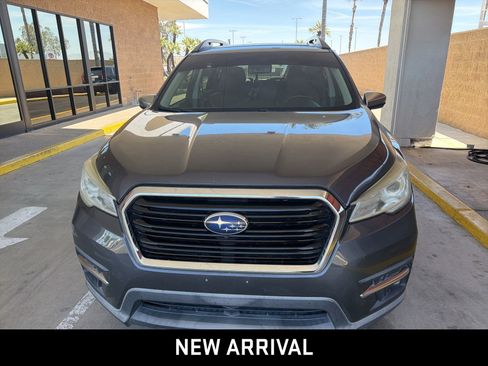 Used 2019 Subaru Ascent Touring w/ Popular Package #2A AWD/4WD image 2