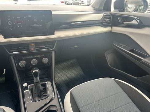 New 2026 Volkswagen Taos S image 11