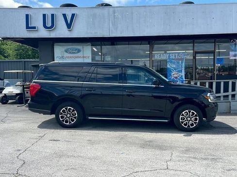 Used 2023 Ford Expedition Max XLT AWD/4WD image 1