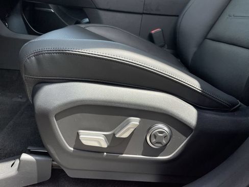 New 2026 Hyundai Santa Fe Limited FWD image 26