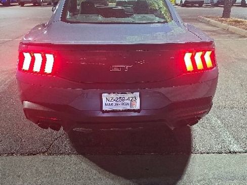Used 2025 Ford Mustang GT Premium RWD image 5