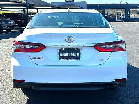 Used 2024 Toyota Camry LE image 7
