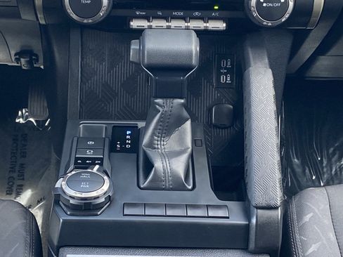 Certified 2026 Toyota Tacoma SR5 AWD/4WD image 16