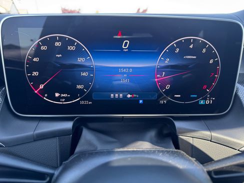 Used 2026 Mercedes-Benz GLC 300 4MATIC image 21