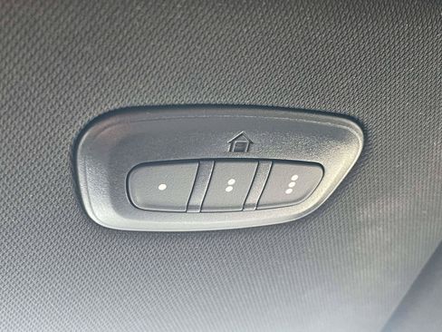 Used 2024 Jeep Wagoneer L Series II w/ Flexible Seating Group AWD/4WD image 29