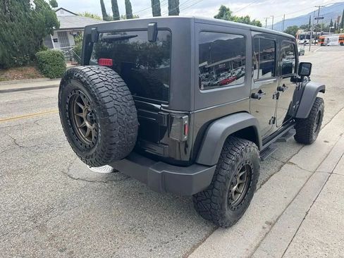Used 2018 Jeep Wrangler Unlimited Sport AWD/4WD image 6