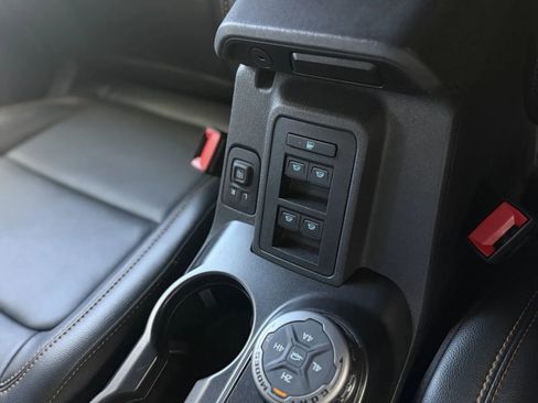 Used 2023 Ford Bronco Badlands AWD/4WD image 39