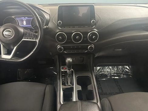Used 2022 Nissan Sentra SV FWD image 15