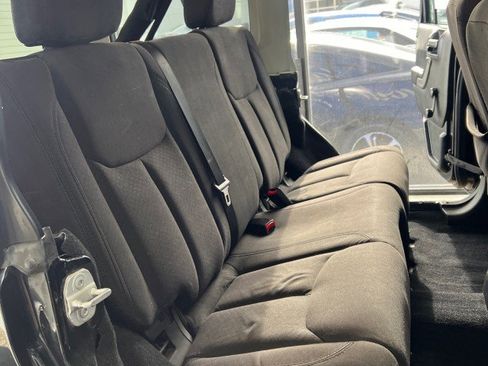 Used 2013 Jeep Wrangler Unlimited Sport image 12