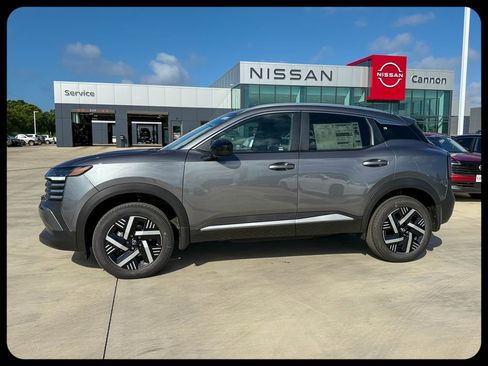 New 2026 Nissan Kicks SV image 6