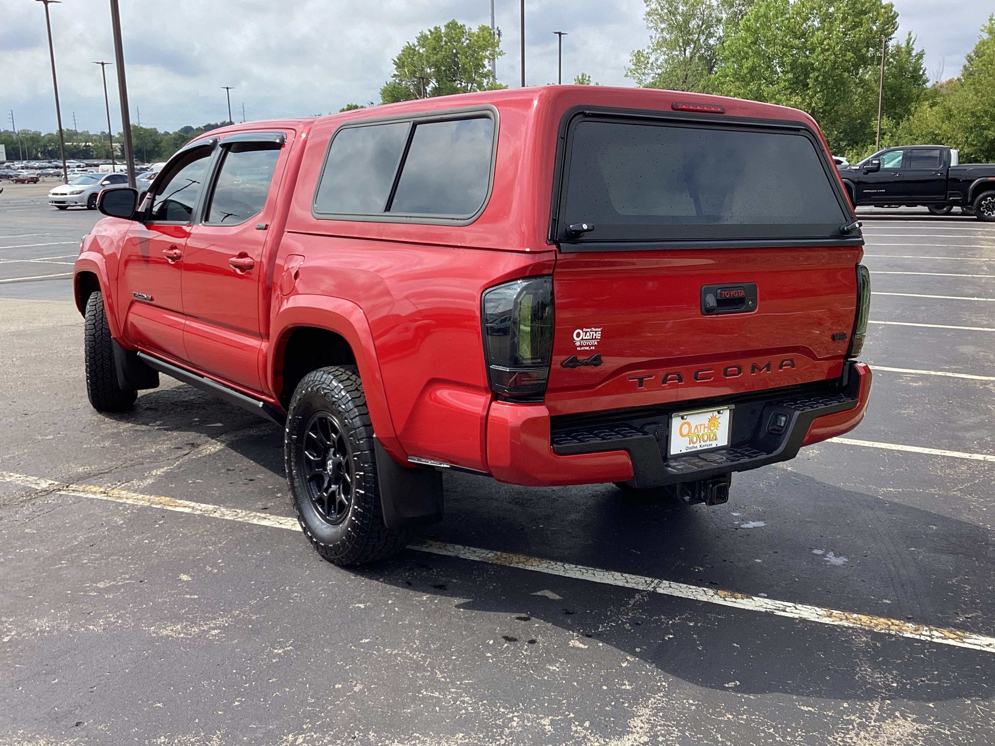 Certified 2021 Toyota Tacoma SR5 w/ Technology Package AWD/4WD image 3