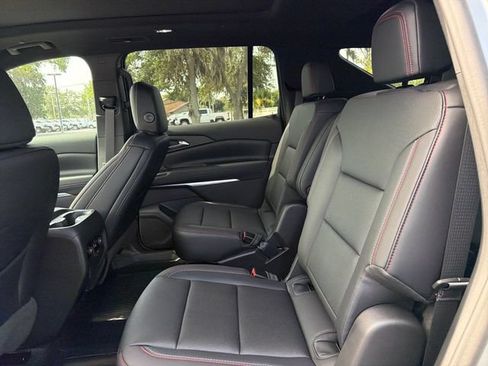 New 2026 Chevrolet Traverse Z71 w/ Driver Confidence Package AWD/4WD image 20