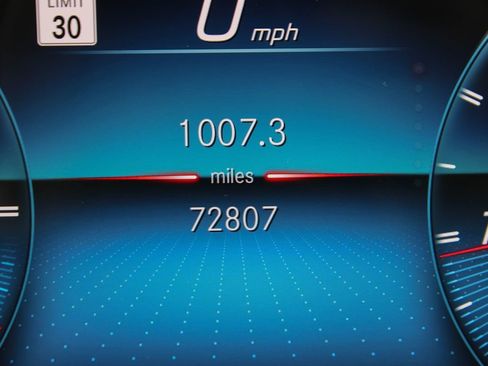 Used 2021 Mercedes-Benz GLS 63 AMG 4MATIC image 34