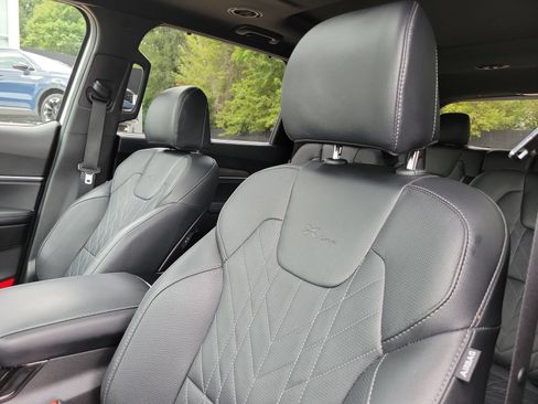 Certified 2024 Kia Telluride SX X-Line AWD/4WD image 12