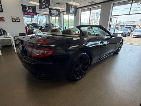 Used 2016 Maserati GranTurismo Sport RWD image 5