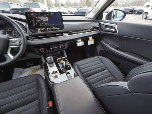 New 2026 Mitsubishi Outlander Trail Edition AWD/4WD image 42