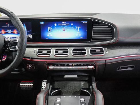 Used 2026 Mercedes-Benz GLE 53 AMG 4MATIC image 16