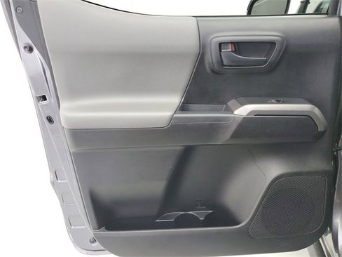 Used 2021 Toyota Tacoma SR5 image 17