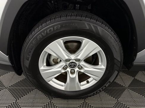 Used 2020 Toyota RAV4 XLE w/ Convenience Package image 11