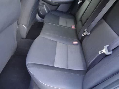 Used 2022 Nissan Sentra SV w/ All-Weather Package FWD image 7