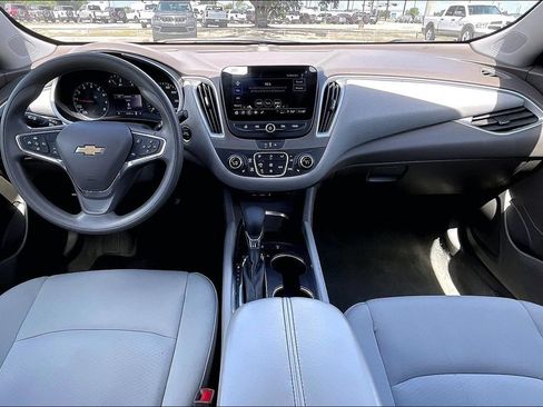 Used 2024 Chevrolet Malibu LT FWD image 7